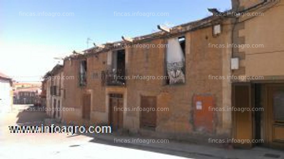 Fotos de En venta  casa de pueblo en plaza mayor en reformar