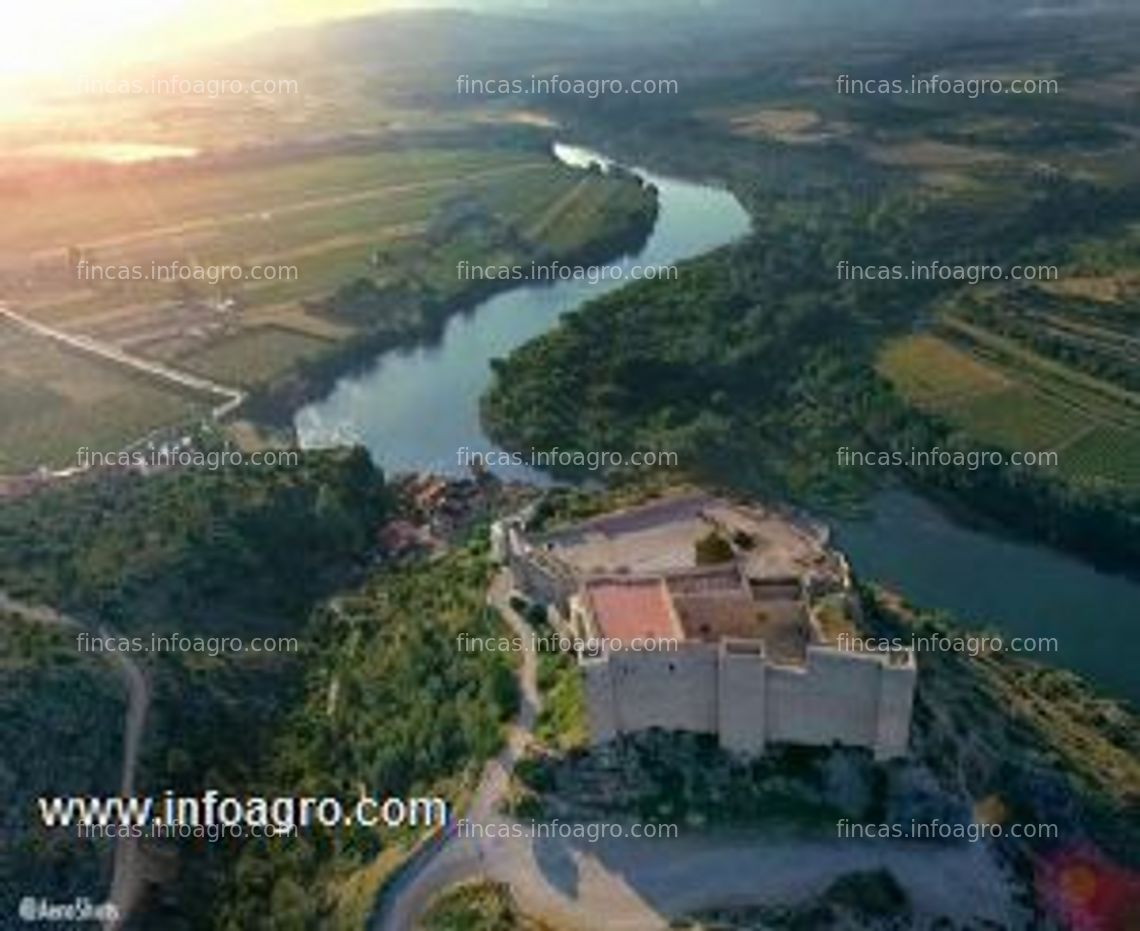 Fotos de En venta  terreno ribera ebro con agua gratis, proyecto de hotel rural, masias a reformar, cultivos, bosque.