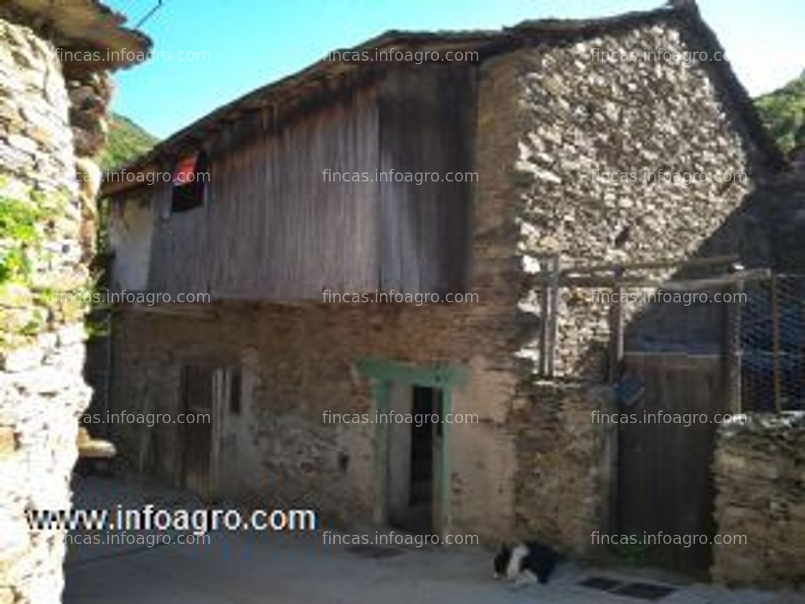 Fotos de A la venta de casa rústica en precioso pueblo del bierzo