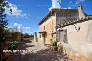 A la venta finca rústica con casa