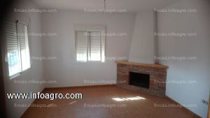 En venta  casa rústica en málaga, colmenar