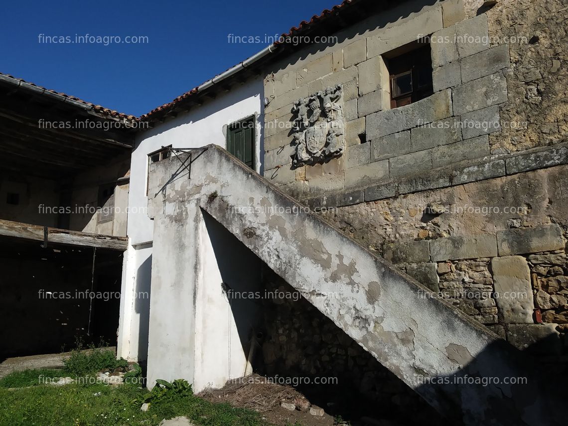 Fotos de Vendo GRAN OPORTUNIDAD. Casona de piedra con terreno en Cantabria a la venta