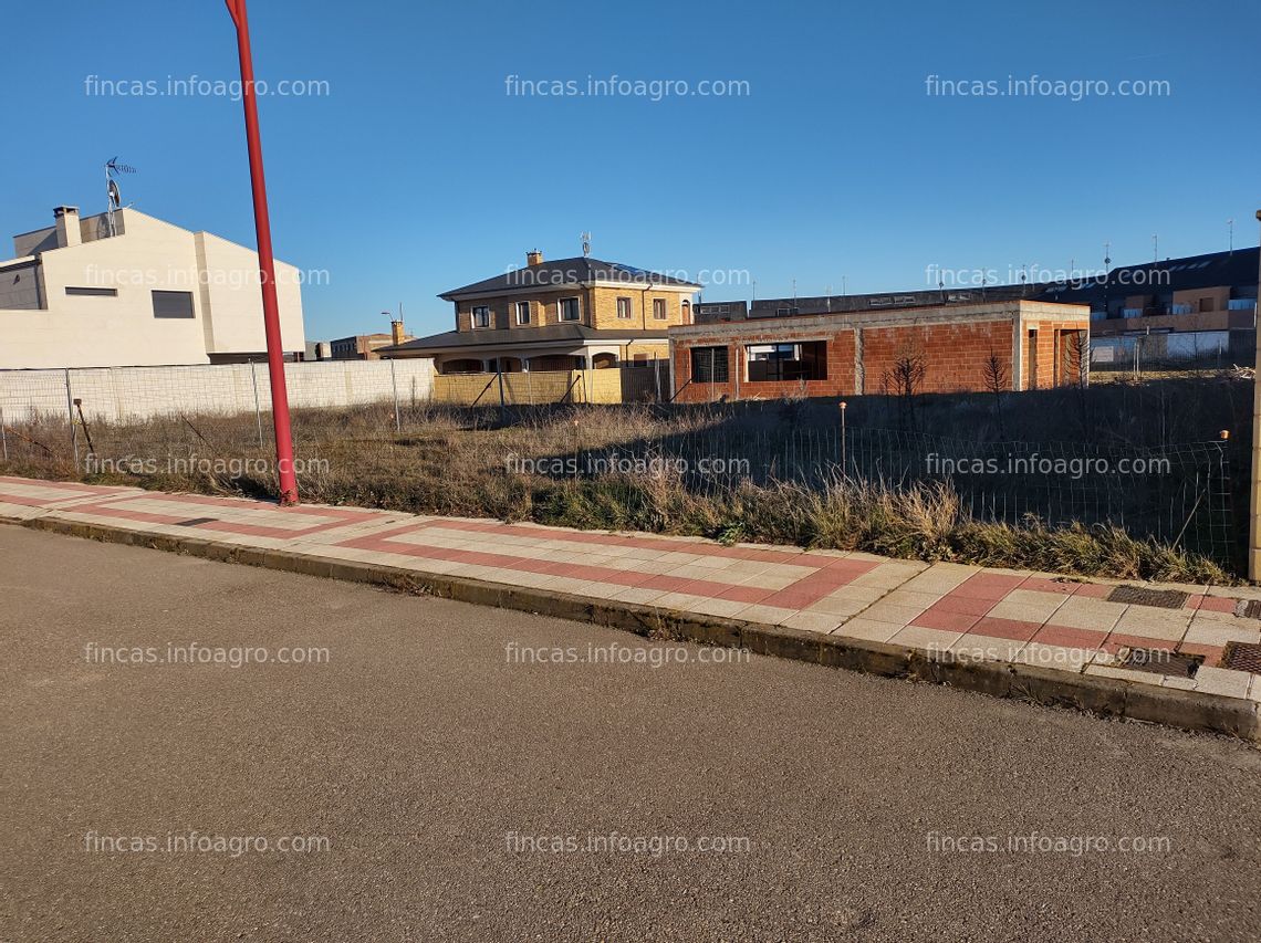 Fotos de Se vende FINCA URBANA EN SAN ANDRÉS DEL RABANEDO