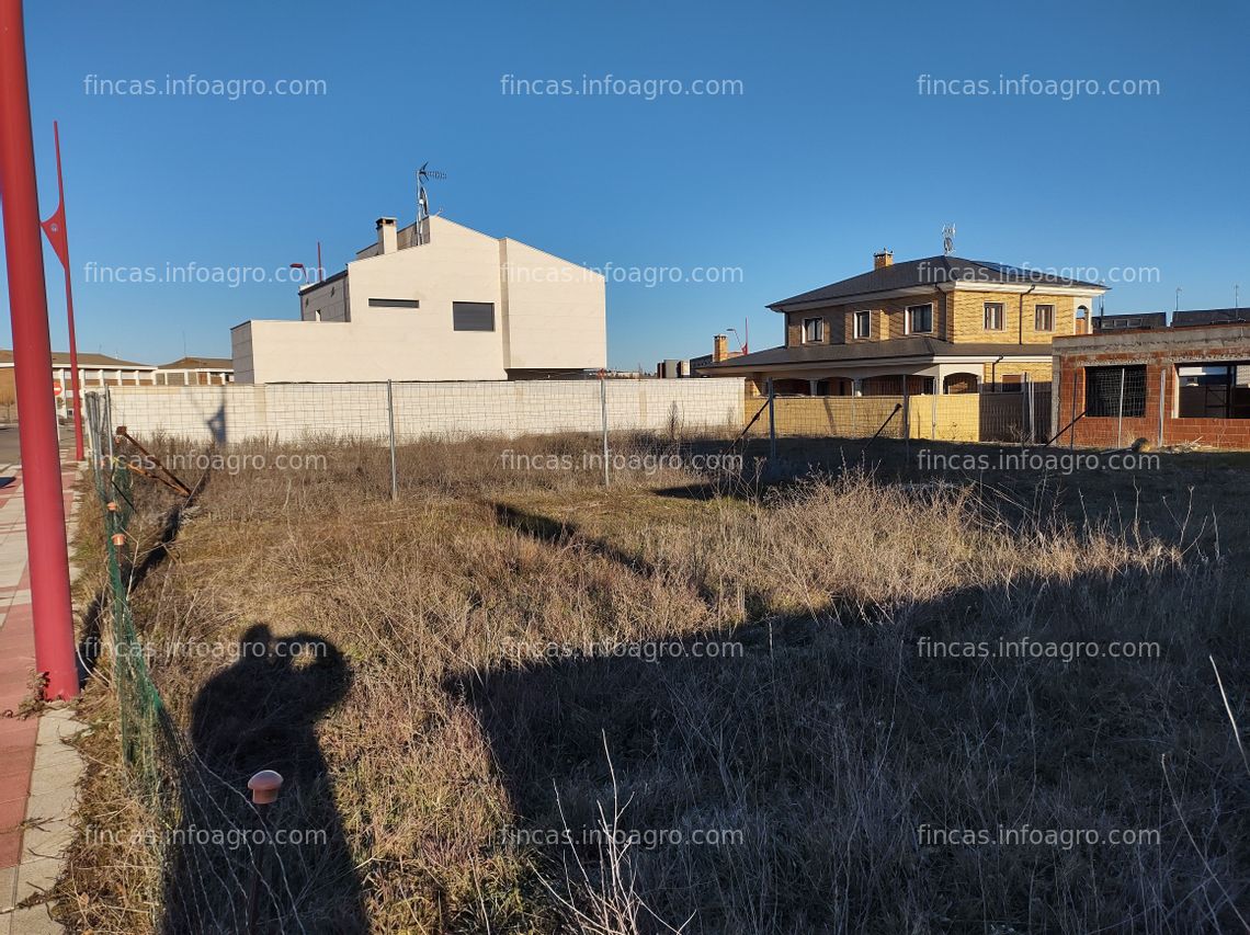 Fotos de Se vende FINCA URBANA EN SAN ANDRÉS DEL RABANEDO