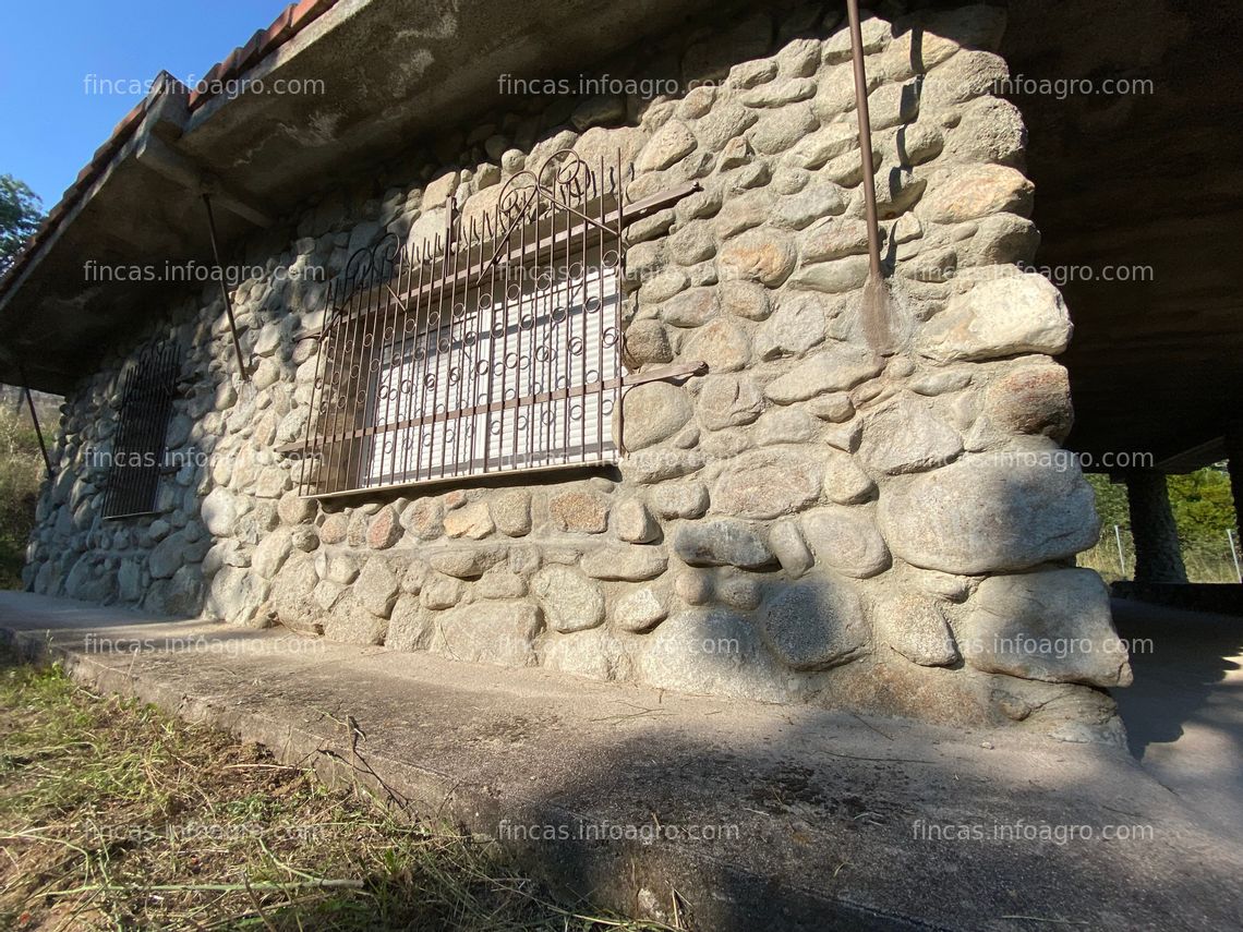 Fotos de Vendo finca rústica con casa de piedra
