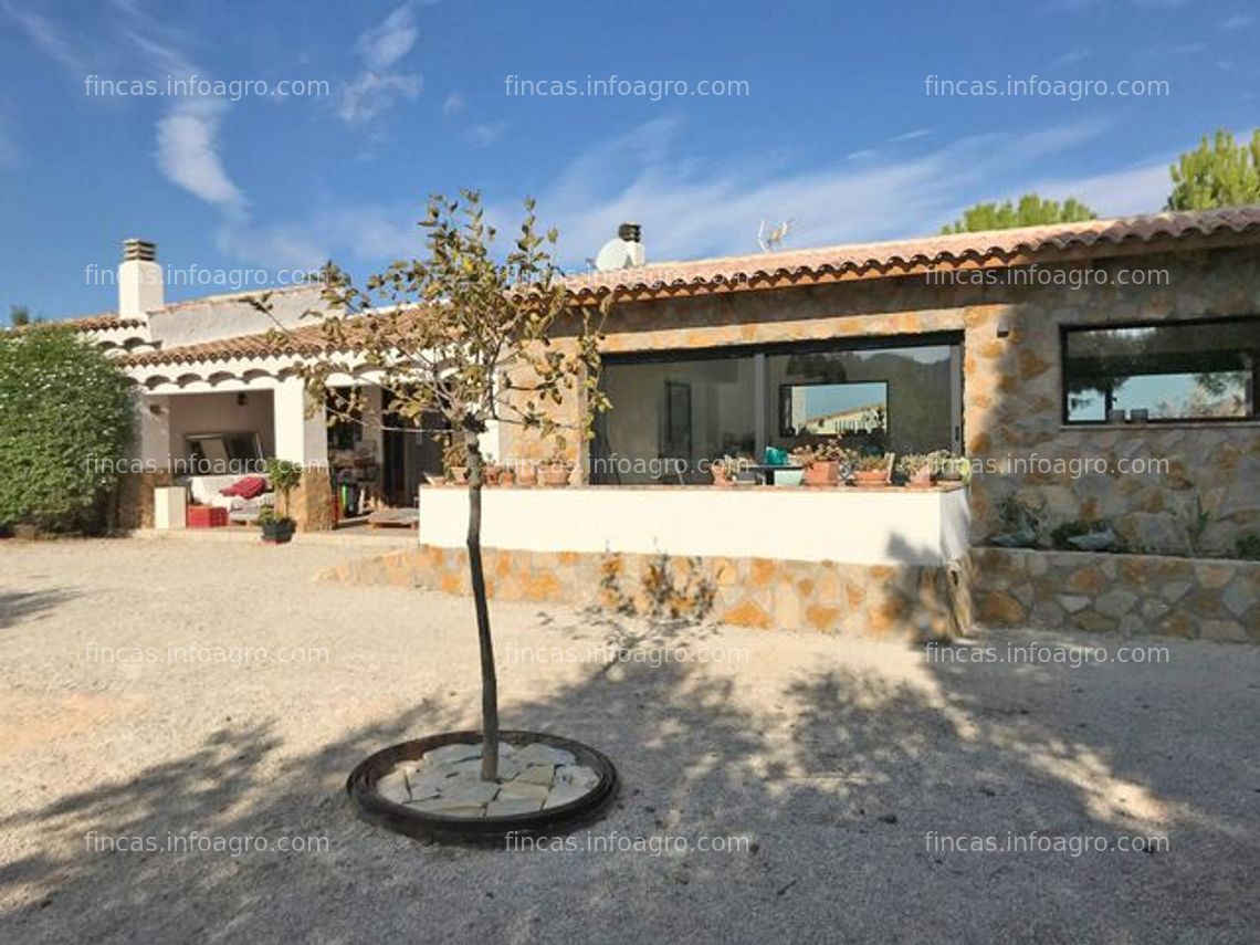 Fotos de Vendo Finca con 2 casas y establo para caballos - un sueño de diseño de lo antiguo y lo nuevo