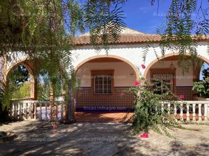 En venta  Finca de 4.400 m2 con chalet independiente y completamente ADAPTADO