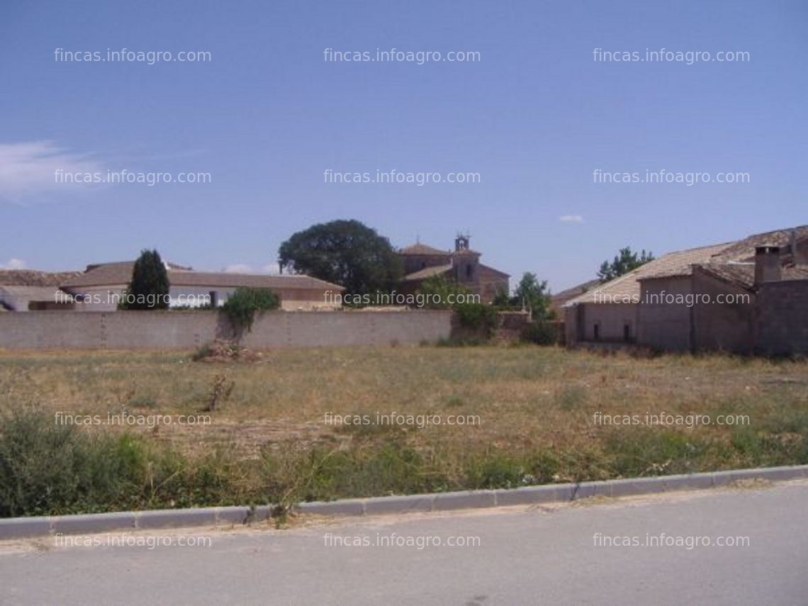 Fotos de Vendo solar para edificar en Castilla la Mancha cercano a Autovia