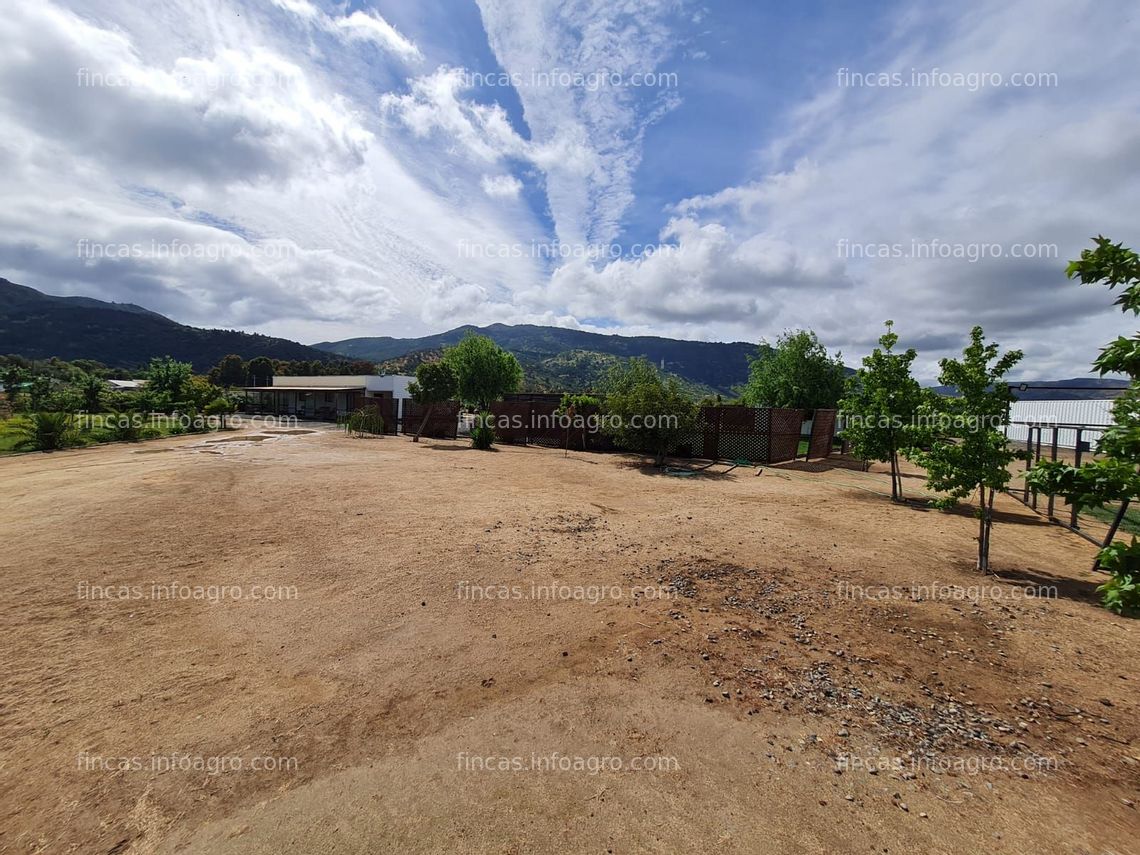 Fotos de En venta  HERMOSA Parcela CASA,Piscina,Cancha De Futbolito en el Valle de Colchagua - CHILE