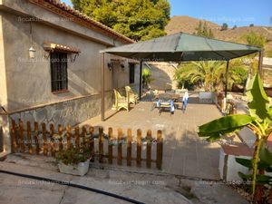 A la venta finca con cortijo en Motril, Granada